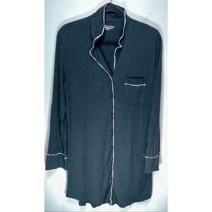 Victoria’s Secret night shirt size medium